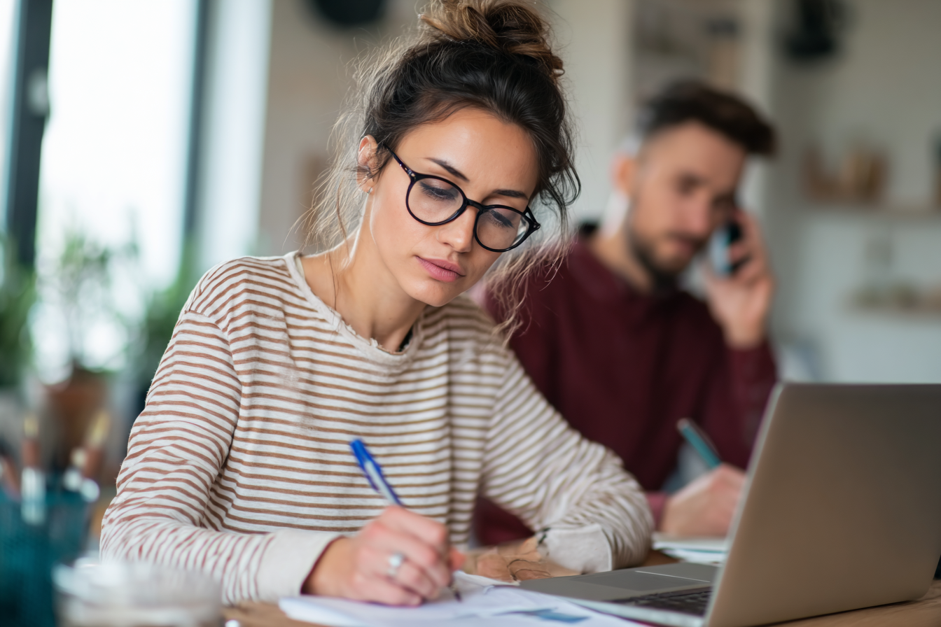 Где скачать бесплатно образцы готовых курсовых работ